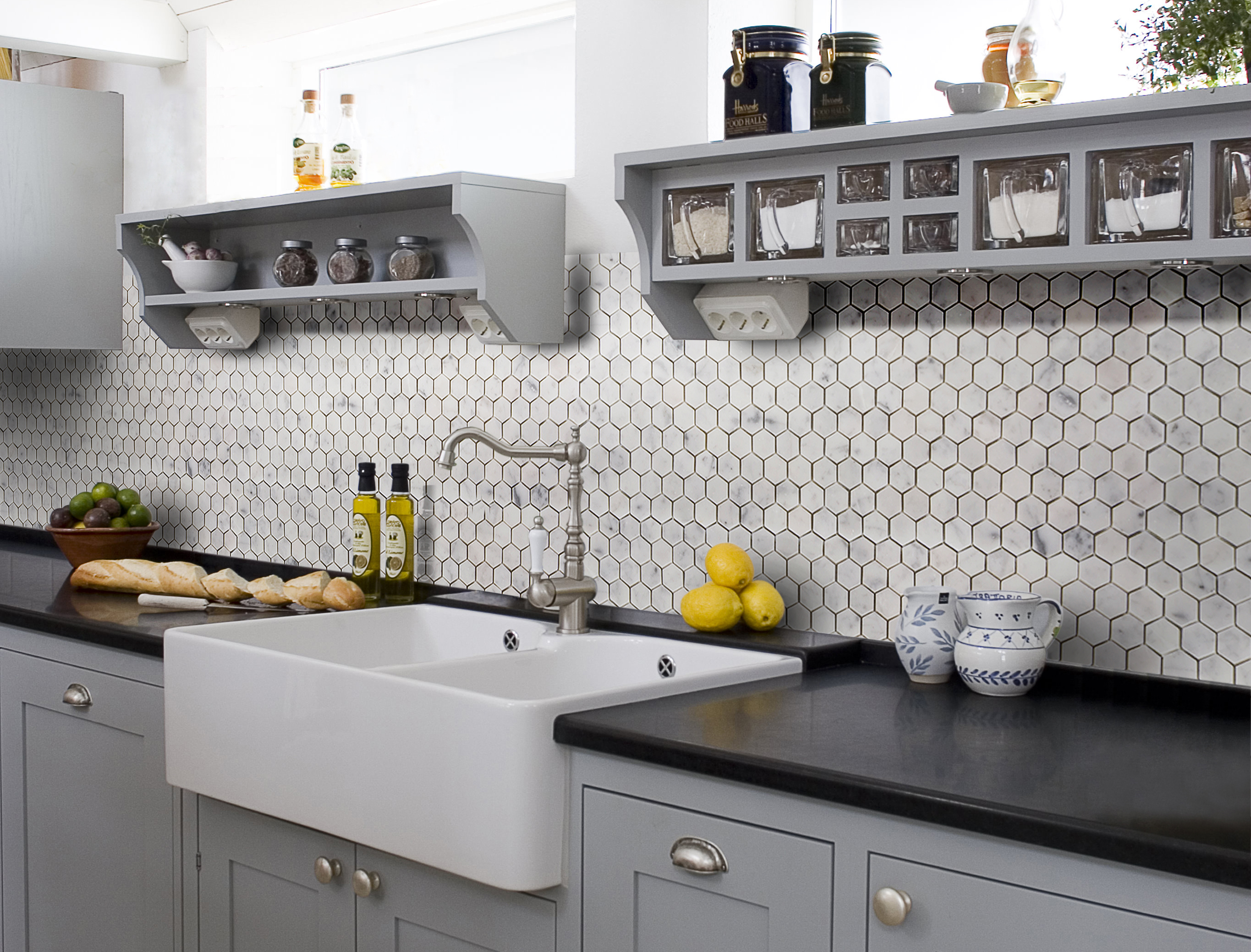  Carrara White Mosaic Polished 1" Hexagon